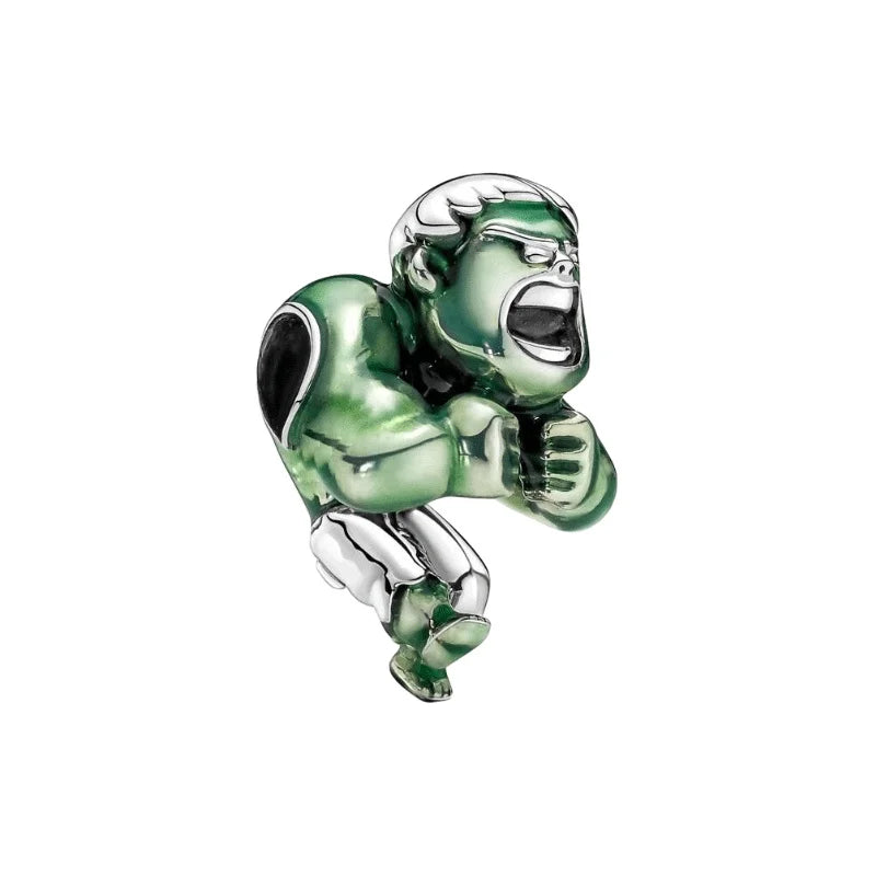 Berloque com tema do Hulk, da Myzoria