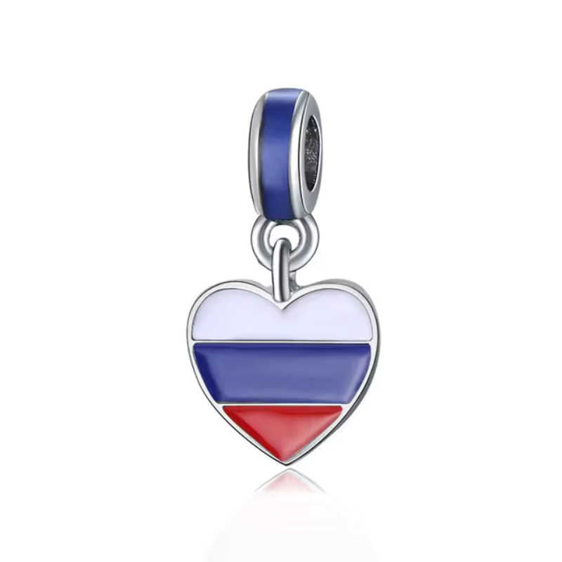 Berloque com a bandeira da Rússia, da Myzoria